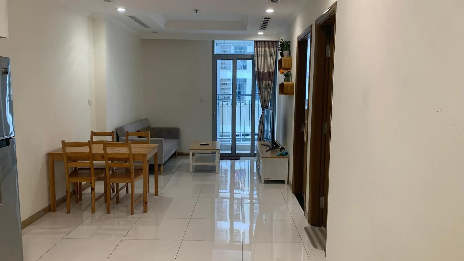 Vinhomes Central Park Apartment Roseland - Can Ho Dich Vu Ho Chi Minh City