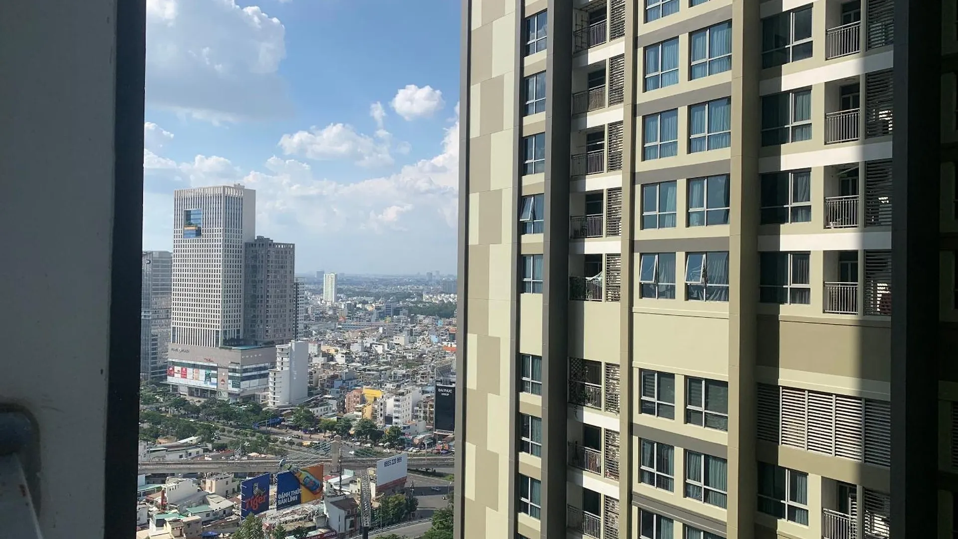 Vinhomes Central Park Apartment Roseland - Can Ho Dich Vu Ho Chi Minh City Vietnam