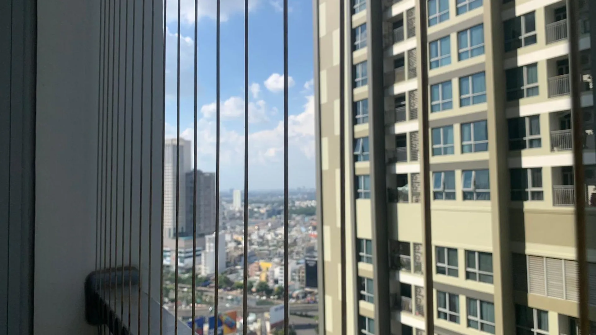 Vinhomes Central Park Apartment Roseland - Can Ho Dich Vu Ho Chi Minh City