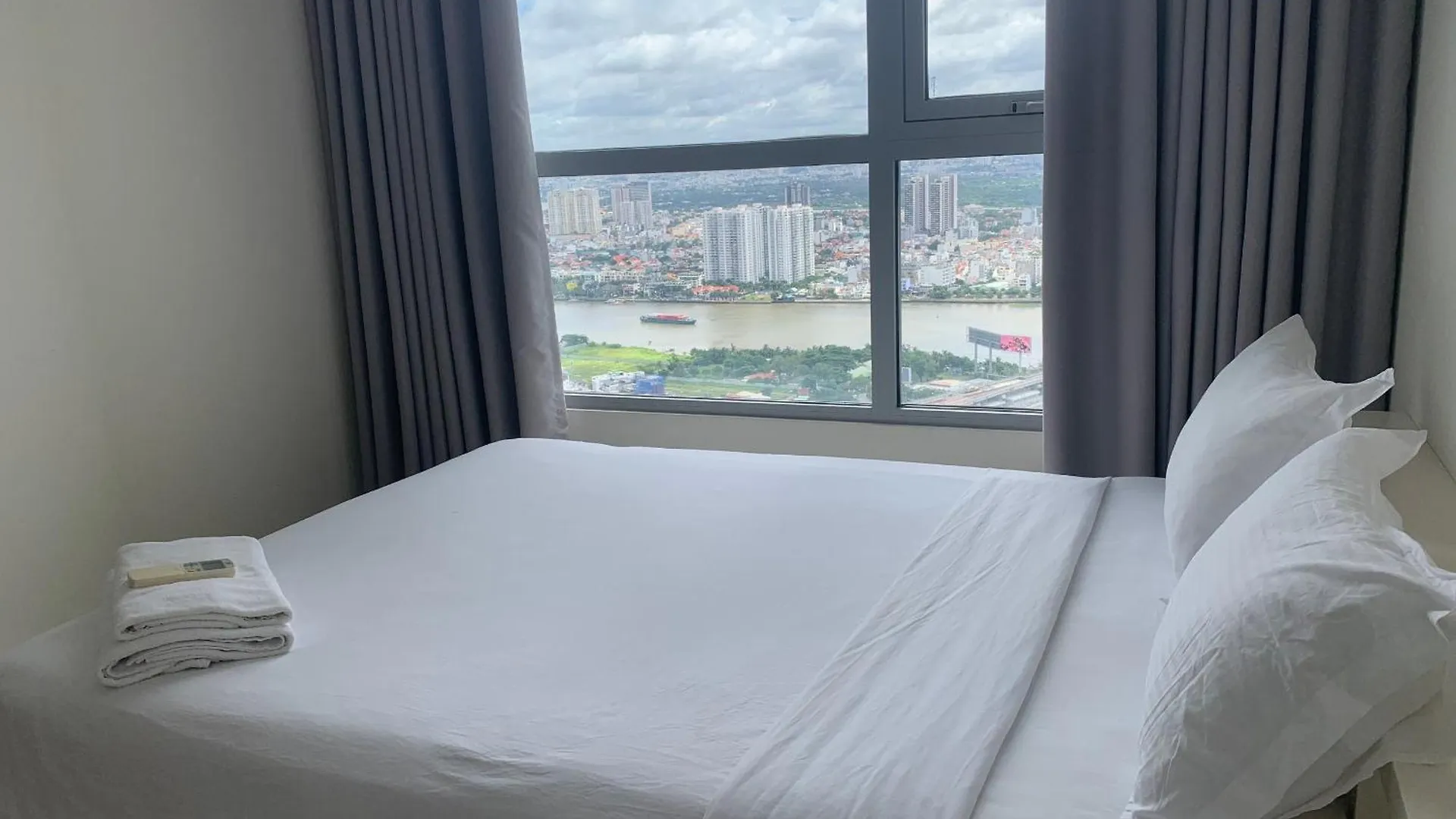 Vinhomes Central Park Apartment Roseland - Can Ho Dich Vu Ho Chi Minh City Vietnam